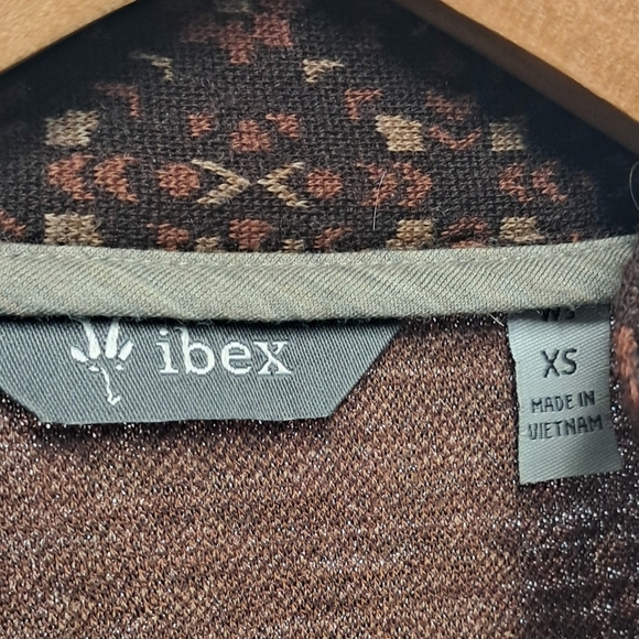 Merino Wool Ibex Sweater Size XS - Picture 3 of 3